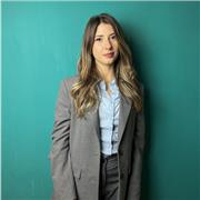 Esperta in Italiano, Storia, Inglese e Spagnolo offre lezioni private personalizzate e su misura per ogni esigenza